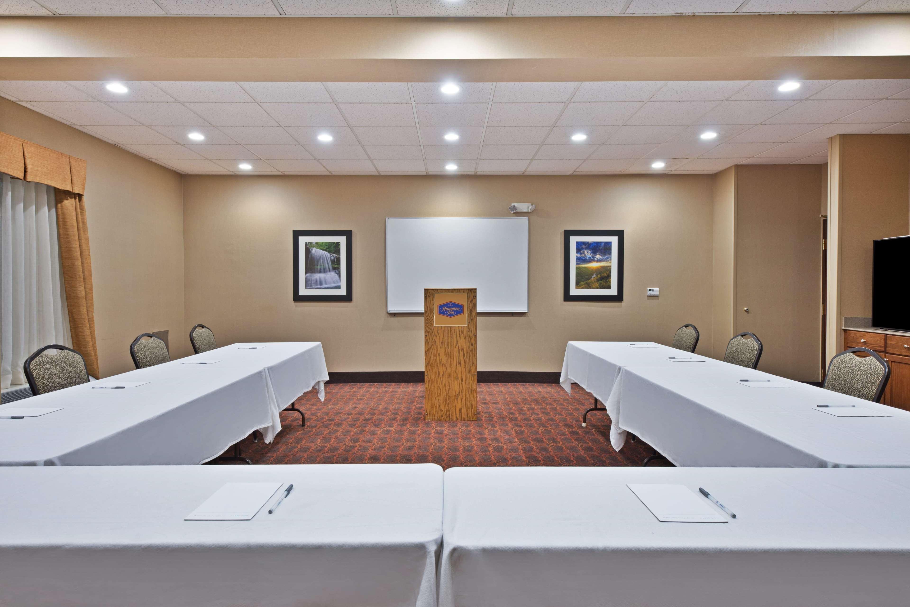 Hampton Inn Winfield Teays Valley Ngoại thất bức ảnh